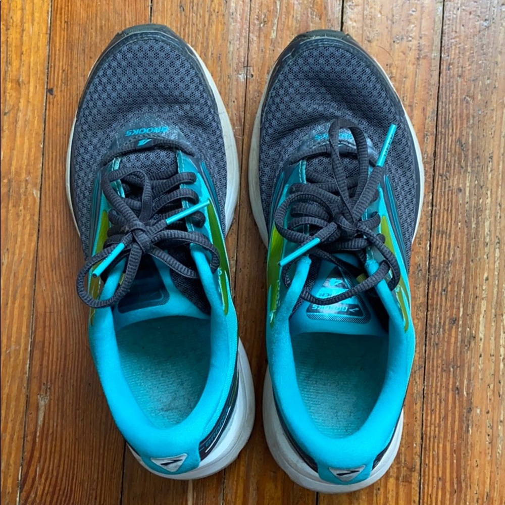 Brooks Launch 4